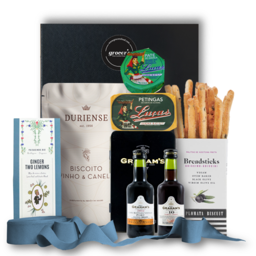 Gourmet Travel Basket